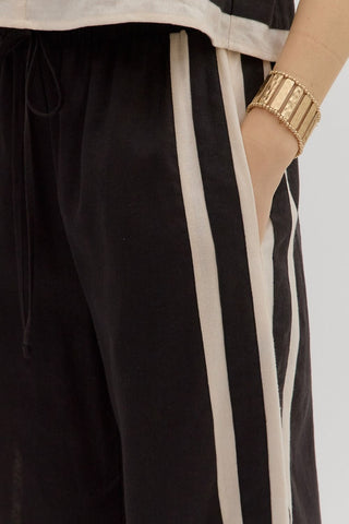 Accent Stripe Border Wide Leg Pant - Black