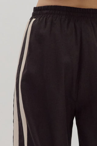 Accent Stripe Border Wide Leg Pant - Black