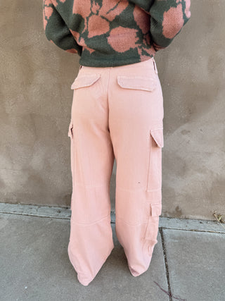Mineral Washed Cargo Pants in Dusty Pink