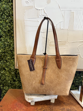 Golden camel w/ leather back tote