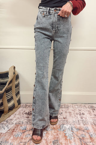 Judy Blue Gray Jeans with Button Detail