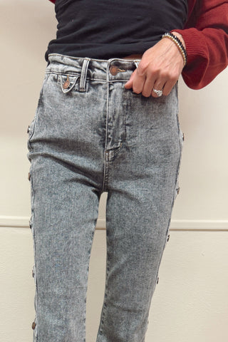 Judy Blue Gray Jeans with Button Detail