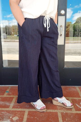 Susie Scalloped Hem Pants